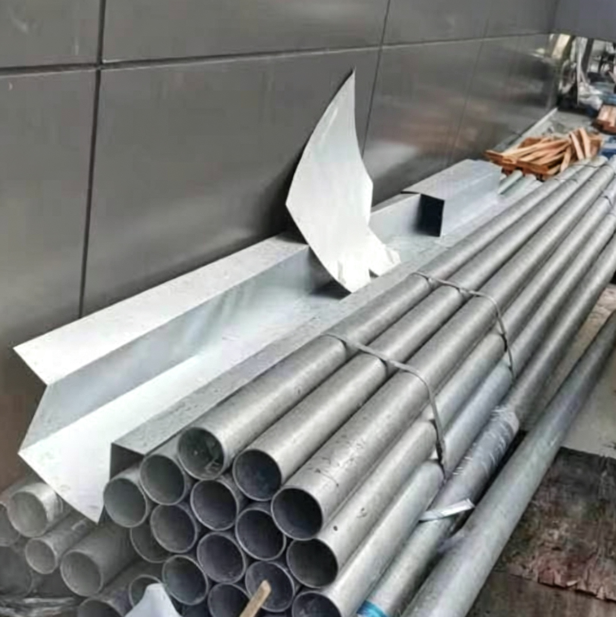 香港高价回收废旧不锈钢的公司 （废旧金属回收）高价 现结